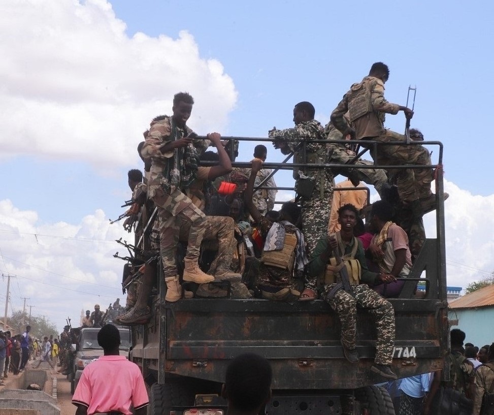 Ciidamada Federaalka oo galay Baydhabo.jpg